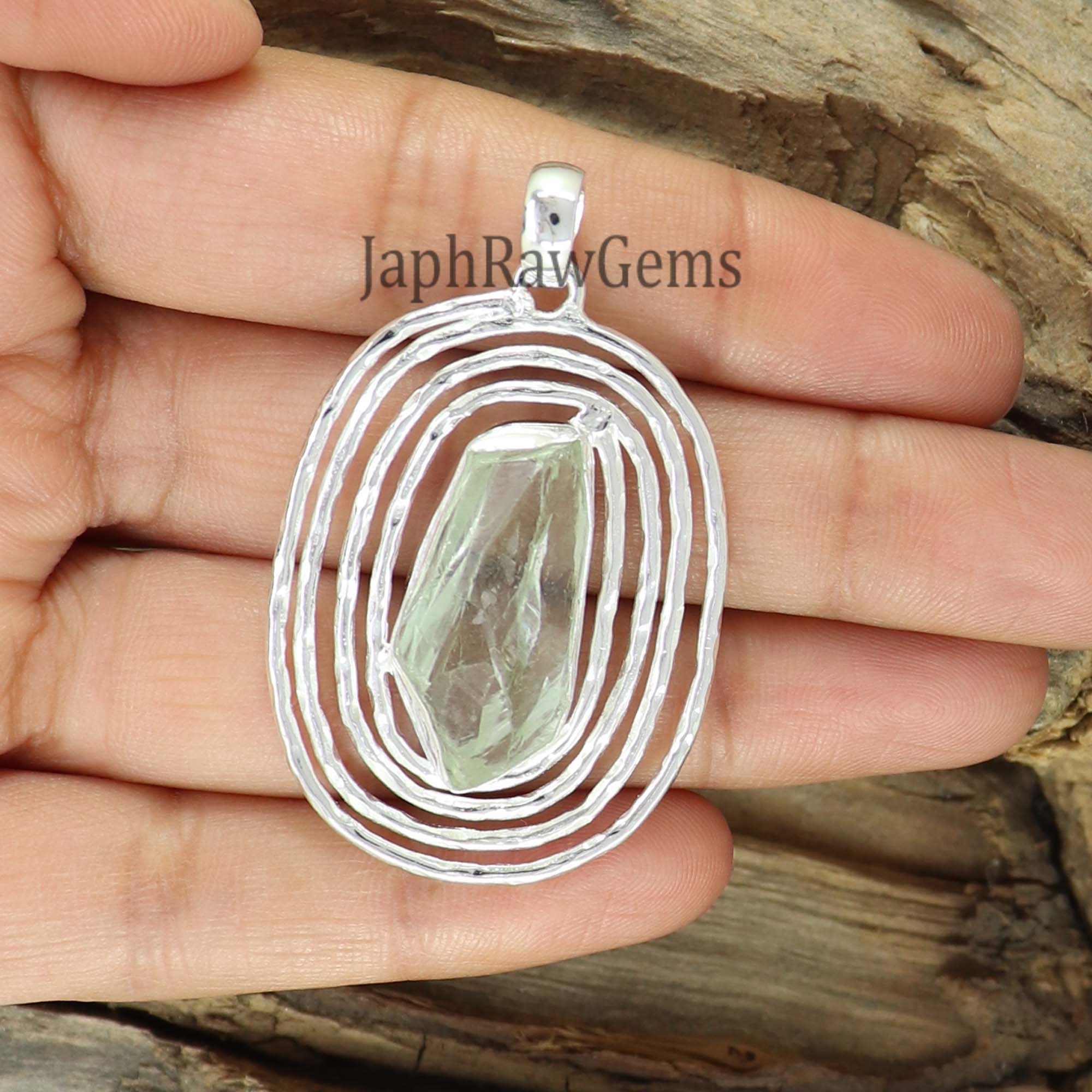 Raw Green Amethyst Pendnat